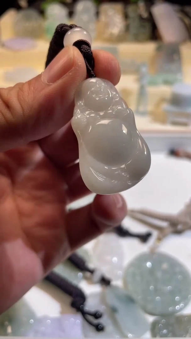 翡翠未镶嵌颈饰8/11/044