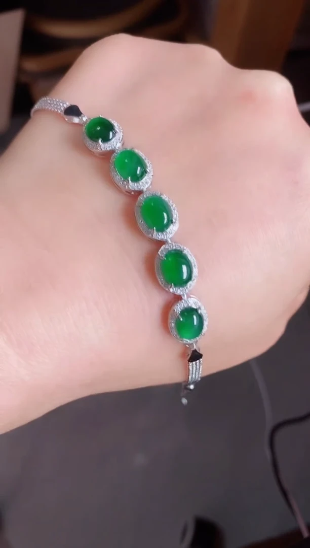 【闪购商品】翡翠手链银S925镶嵌32132