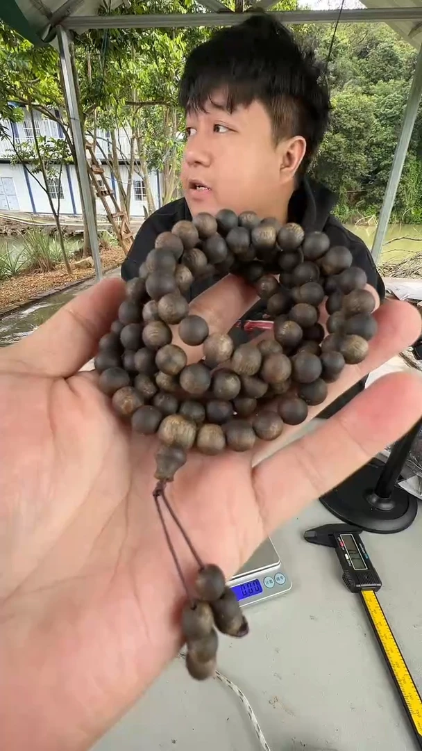 沉香手串乌身沉水08圆珠多圈多样性发一