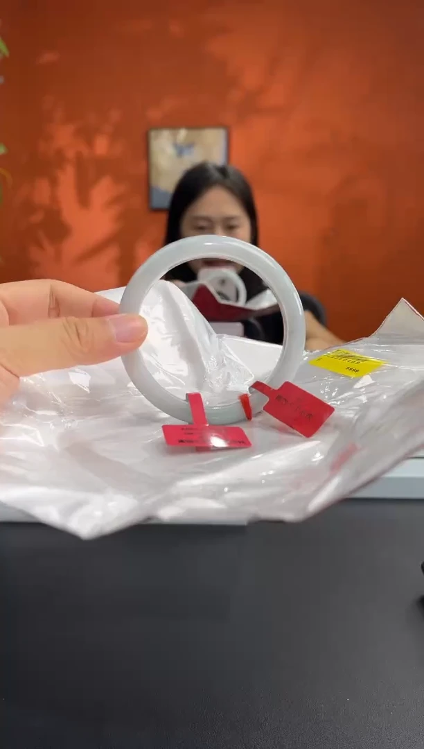 未镶嵌手镯翡翠3