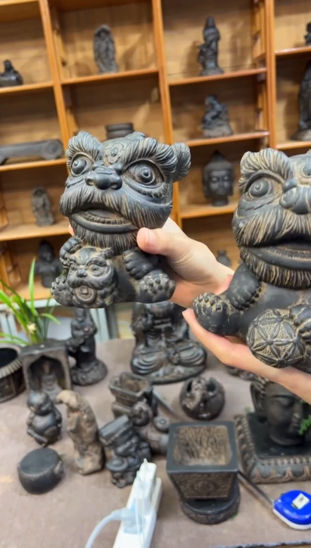 陶土陶土瑞气盈门醒狮一对