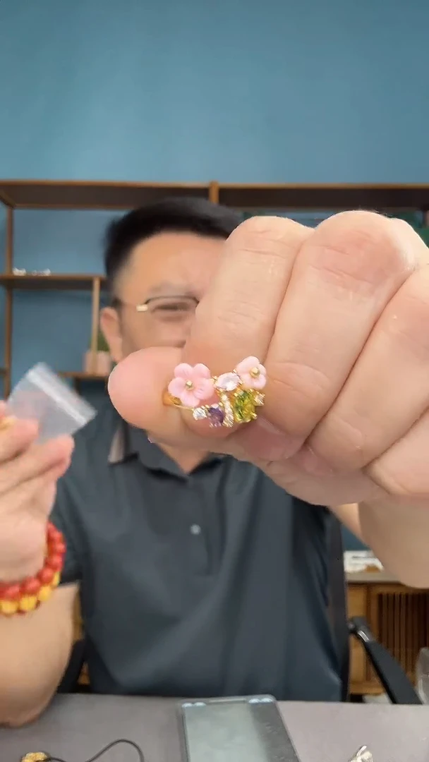 裸石琥珀未镶嵌27（有瑕介意勿拍）