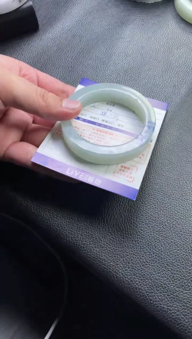 【闪购商品】定制翡翠手镯未镶嵌手镯定制一件