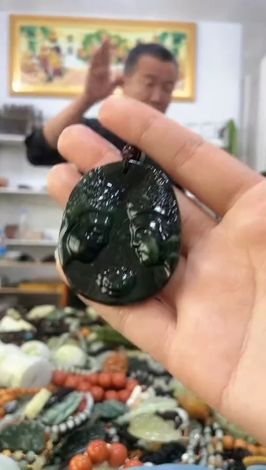 未镶嵌岫玉挂件