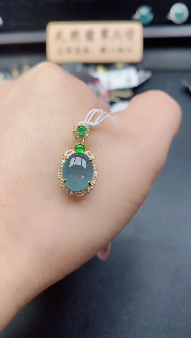 吊坠(赠链)银S925镶嵌翡翠1