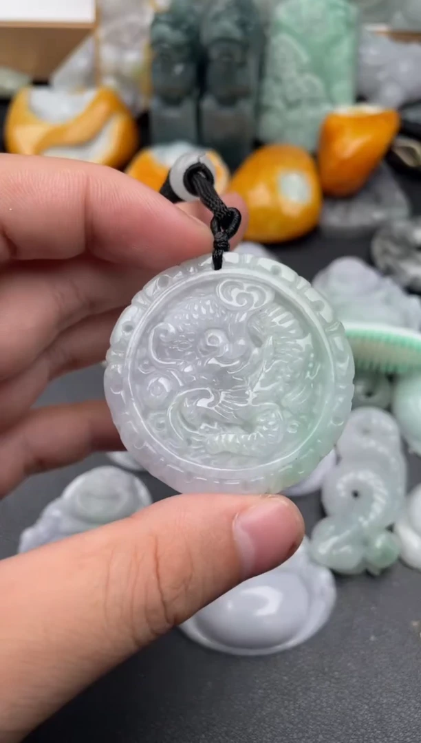 吊坠(不含链)未镶嵌翡翠1