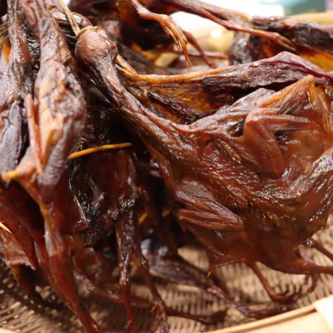 湖南农家柴火腊竹鸡 米糠烘干