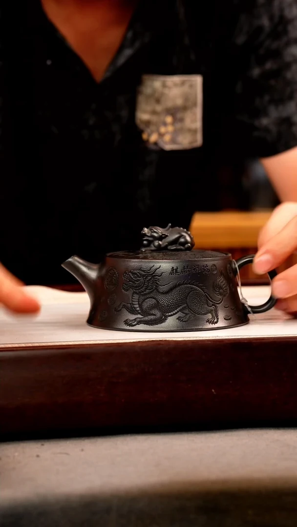 茶壶紫砂石黄 麒麟钮柱础 五路财神