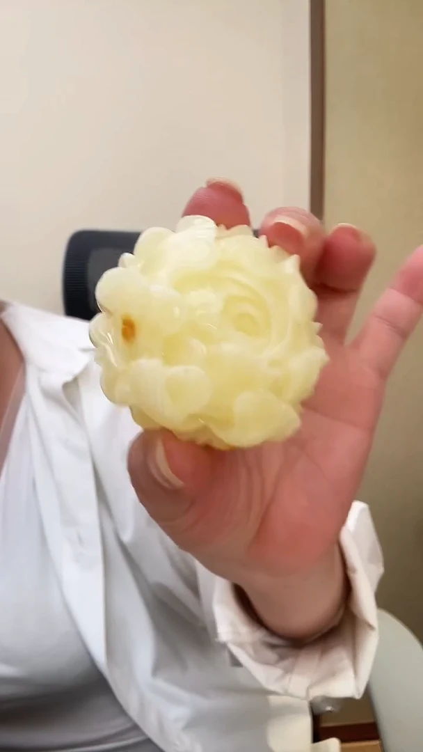 琥珀颈饰未镶嵌吊坠