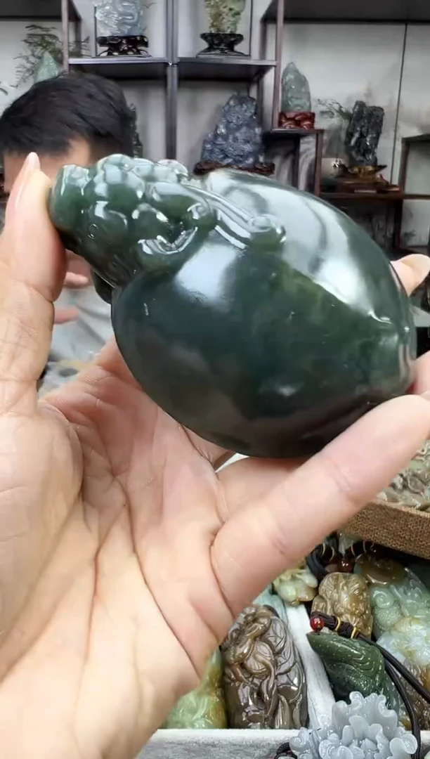 和田玉未镶嵌把件296