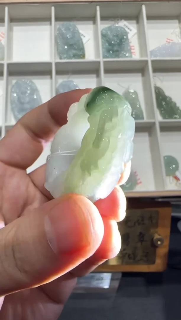 未镶嵌挂件翡翠A货翡翠多样性孤品