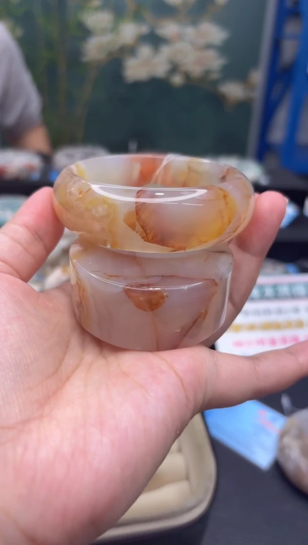 石英质玉手镯未镶嵌A219(57圈赠送镯心)