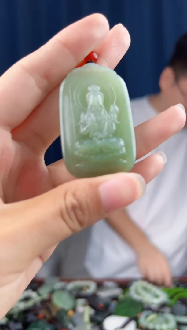 未镶嵌和田玉挂件拍一发一，多样性发货