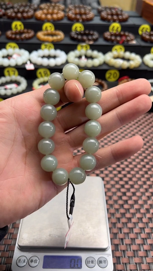 【闪购商品】和田玉手串未镶嵌青白玉卡14手串