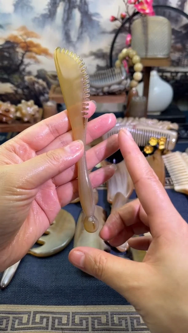 云南老白水刮板脸梳点穴笔