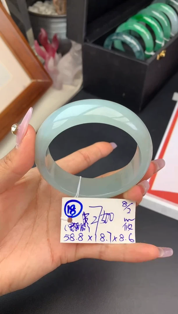 【闪购商品】翡翠手镯未镶嵌玉手镯