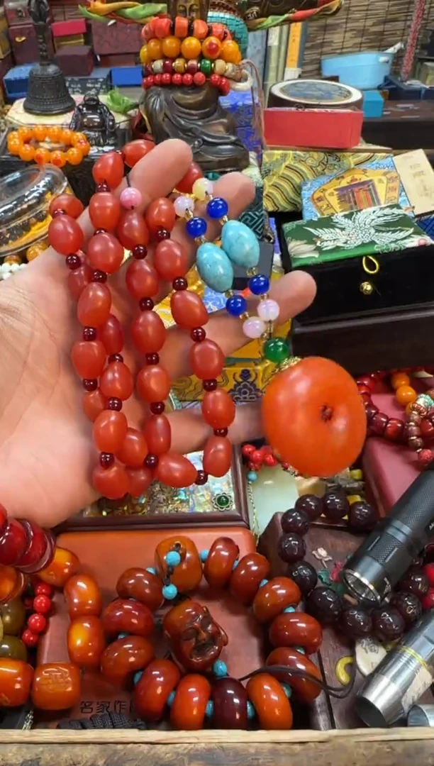 【闪购商品】蜜蜡裸石未镶嵌推荐好物如图所示