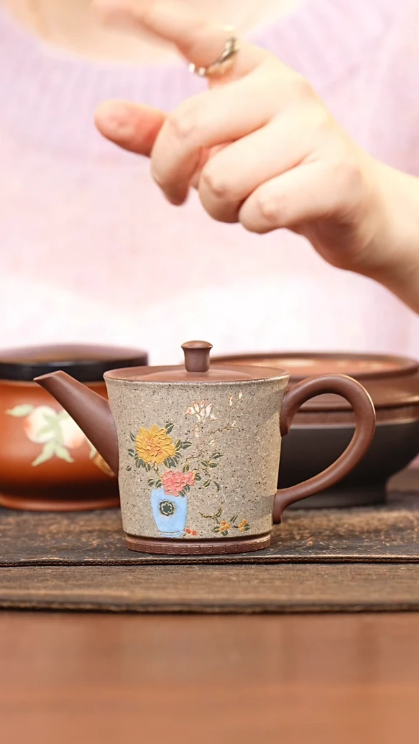 紫砂茶叶罐虞*人定窑白泥绘牡丹荷花醒钟壶