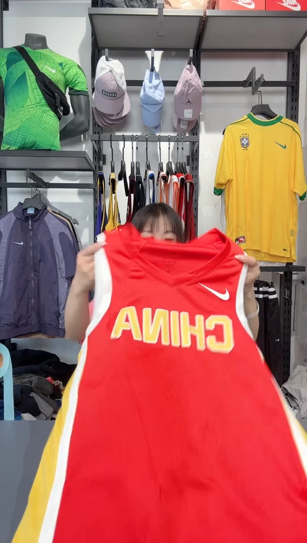 1148编码 耐克卫衣服饰过款为准 尺码