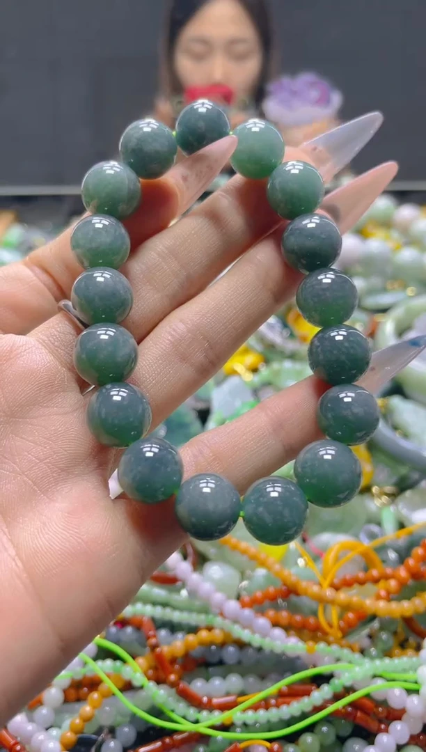 颈饰未镶嵌翡翠11MM