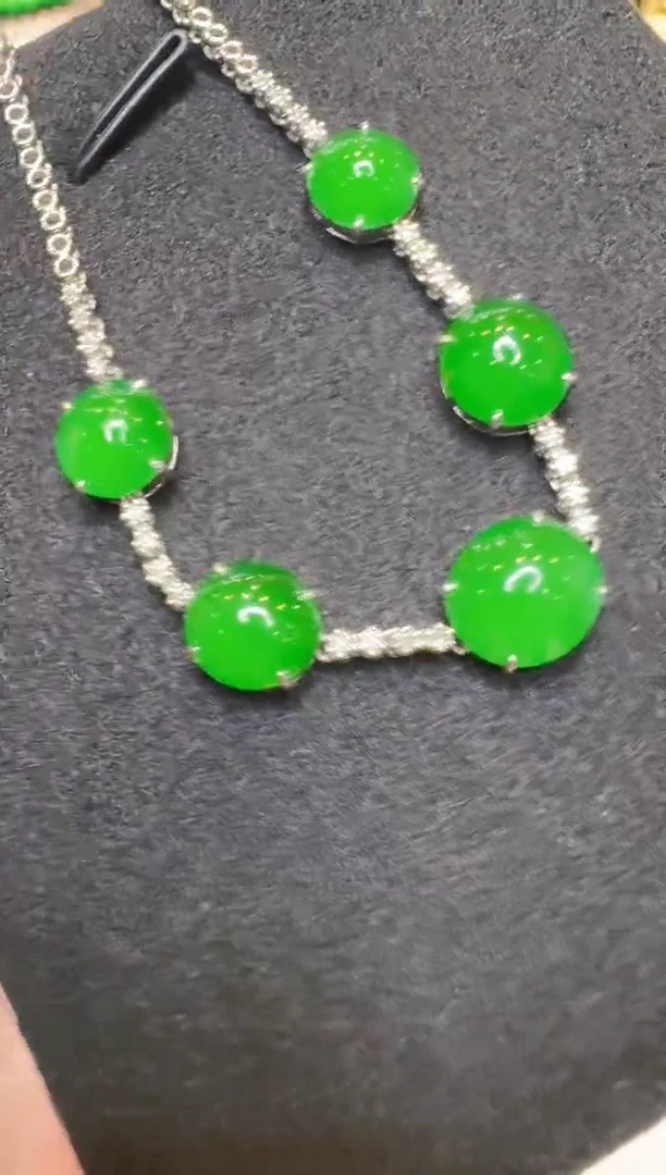 18K金镶嵌手链翡翠多样性团购发一件