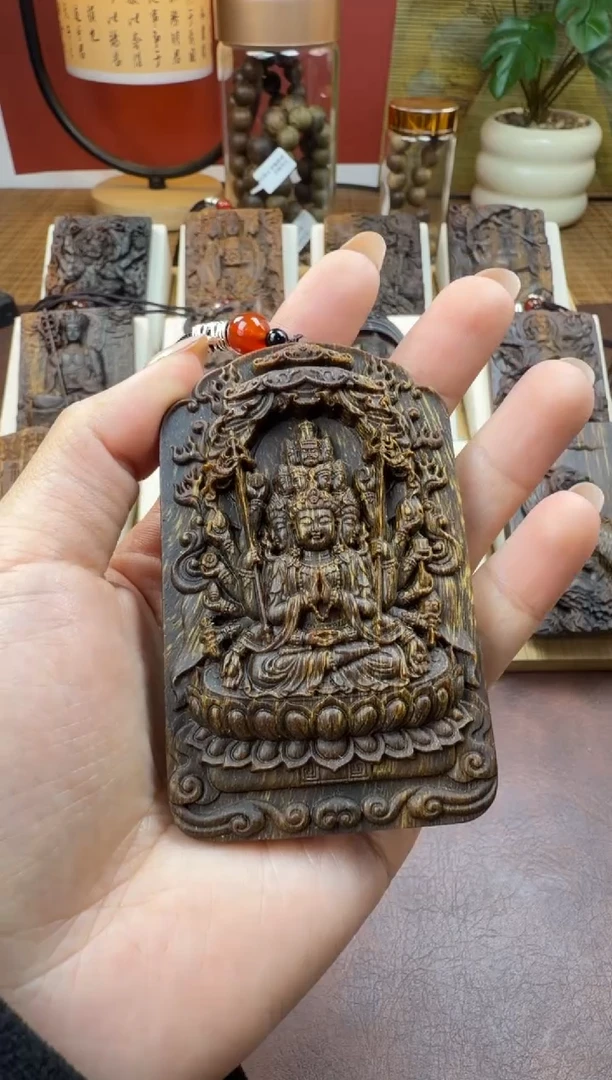 木木雕款  芽庄 十二生肖守护  千手观音 8cm 送养香瓶