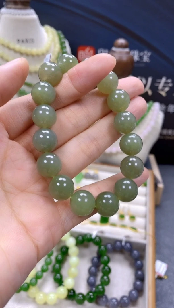 手链未镶嵌和田玉微瑕多样性发一cg