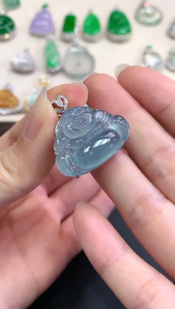 【闪购商品】翡翠颈饰18K金镶嵌D73