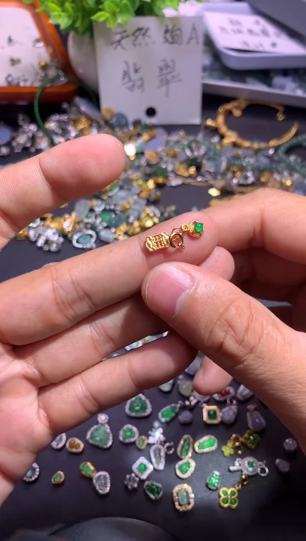 翡翠银S925镶嵌吊坠(不含链)1