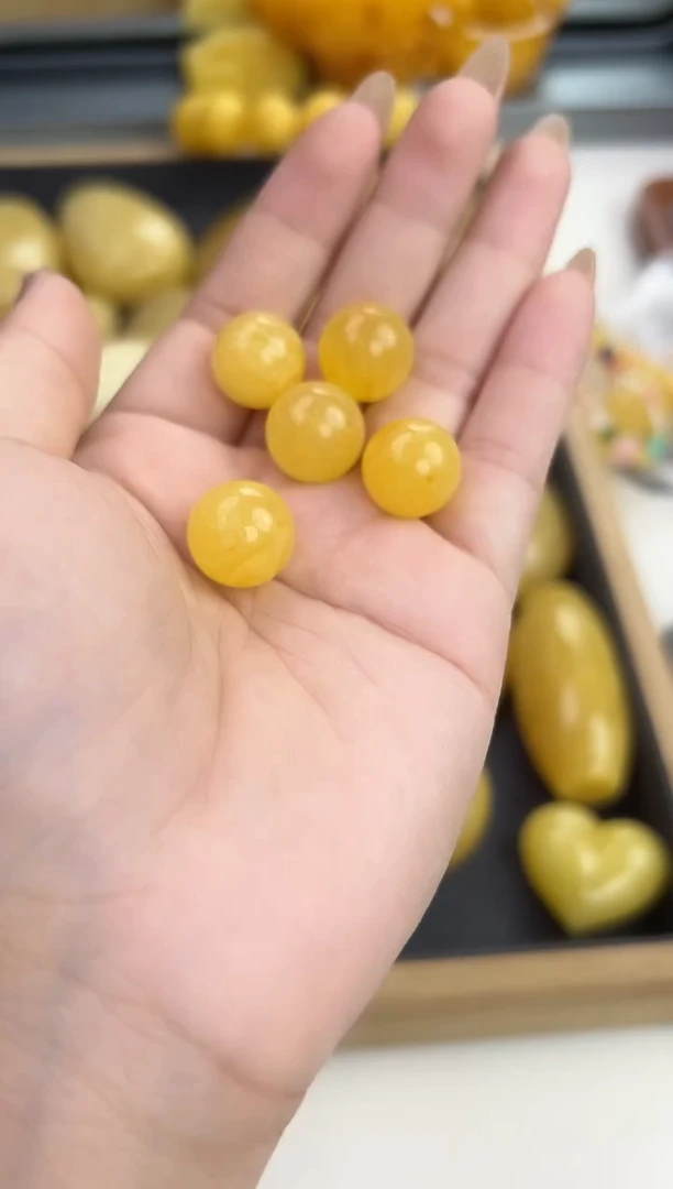裸石琥珀未镶嵌天然琥珀蜜蜡圆珠多样性发一个