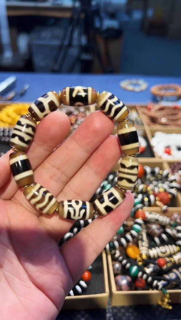 未镶嵌手串玛瑙/玉髓（覆膜）10左右