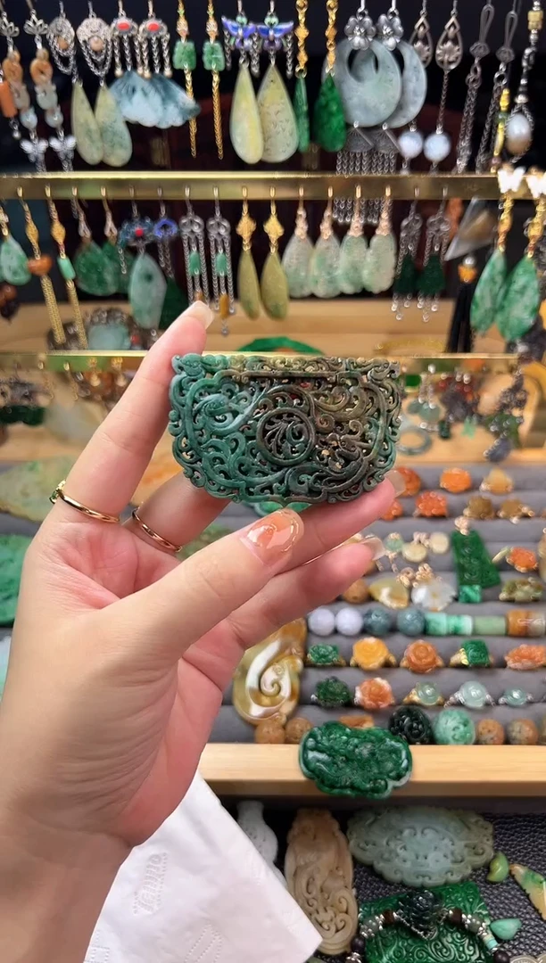 未镶嵌定制翡翠翡翠