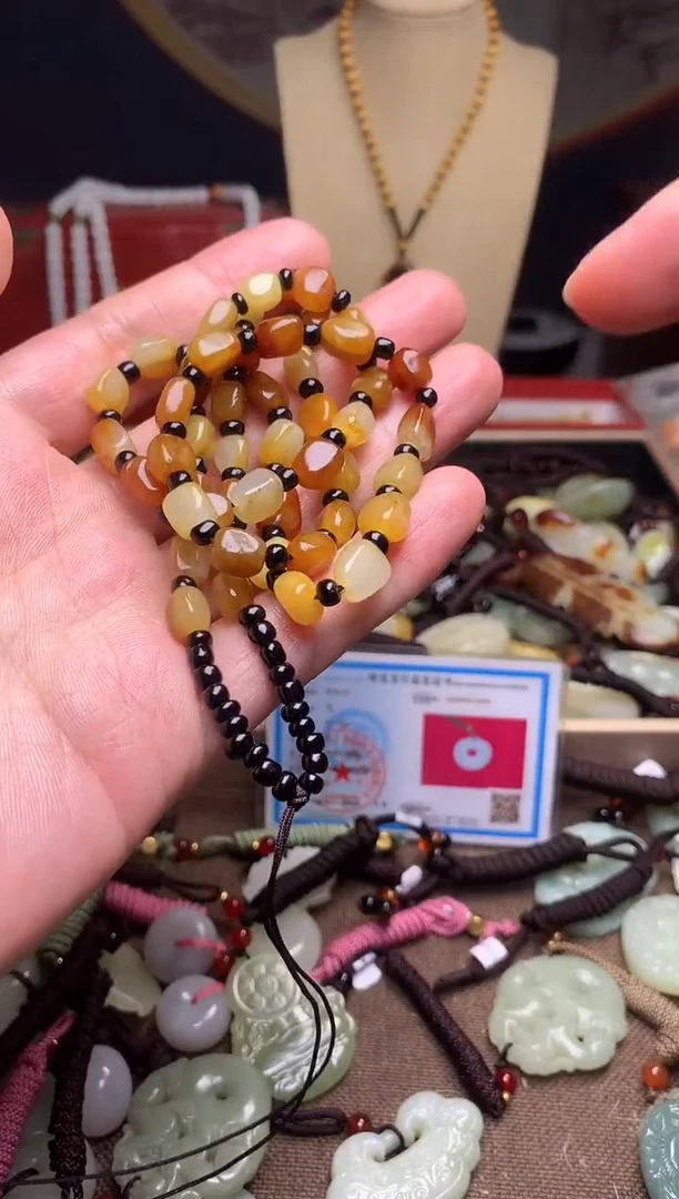 颈饰未镶嵌和田玉新疆料青海料清水和田玉，拍一发一随机发货