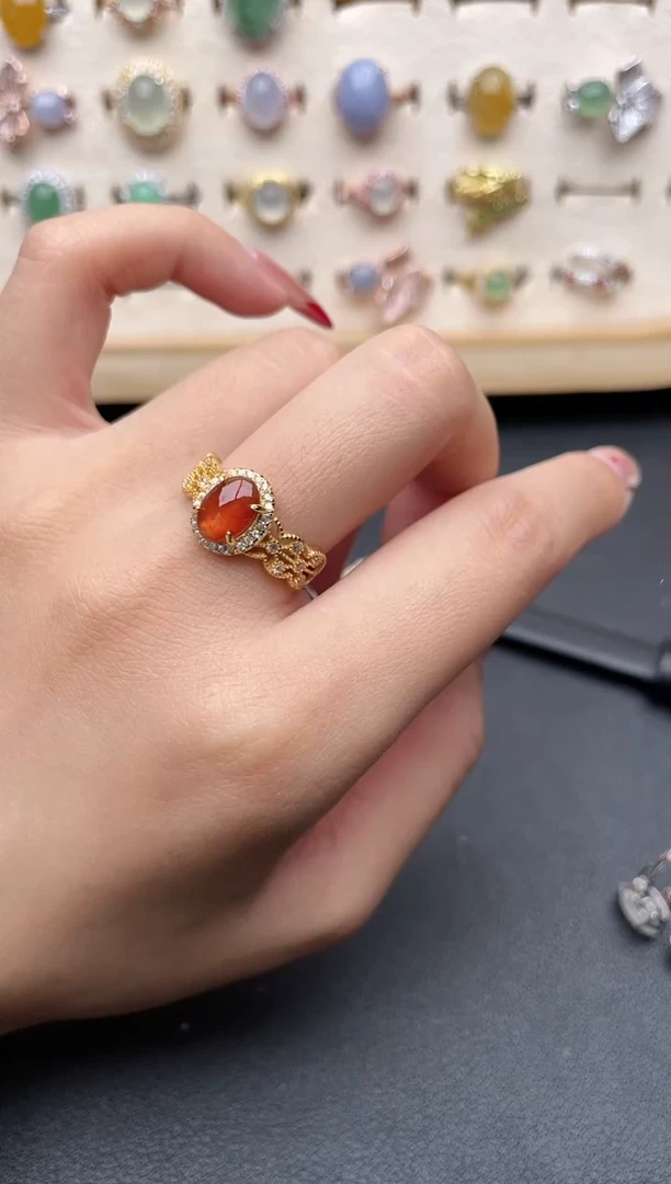 【闪购商品】翡翠戒指银S925镶嵌一物一证一礼盒