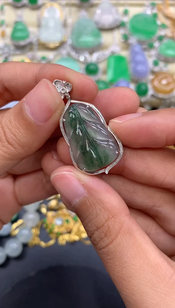 【闪购商品】翡翠颈饰18K金镶嵌139-中国好珍宝