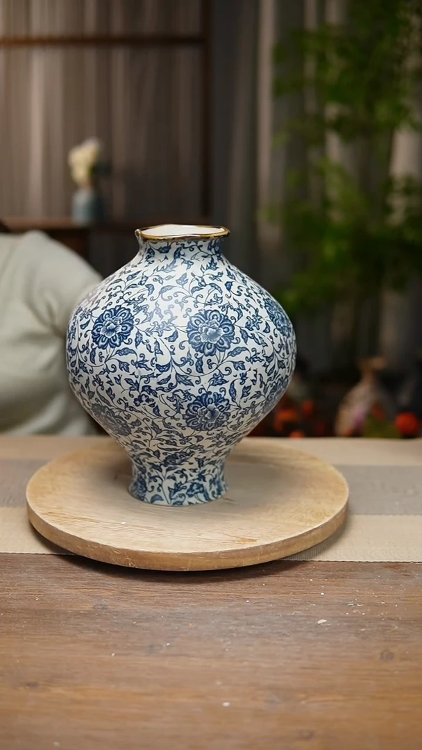 【闪购商品】陶瓷 花器青花瓷缠枝莲灯笼