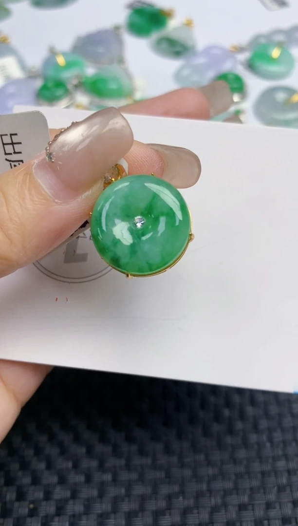 颈饰未镶嵌翡翠天然缅甸A货翡翠百元以上9元证书费自理