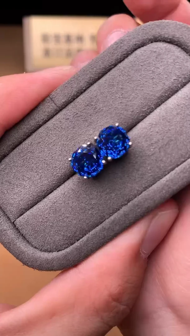 银S925镶嵌托帕石耳饰2222