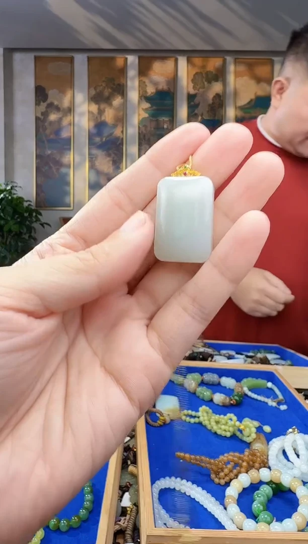 未镶嵌和田玉挂件拍一发一