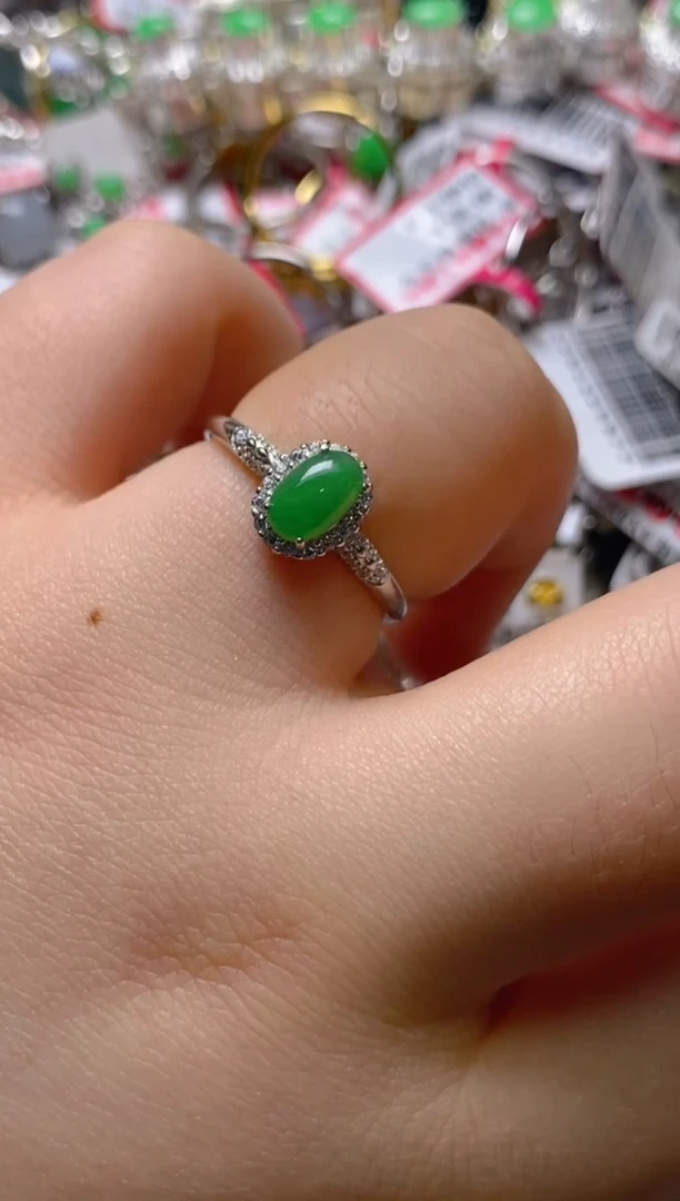 银S925镶嵌戒指翡翠百内无证书