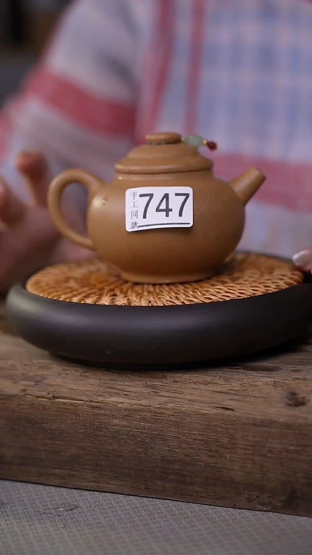 【闪购商品】瓷片福利！设计师款小茶壶