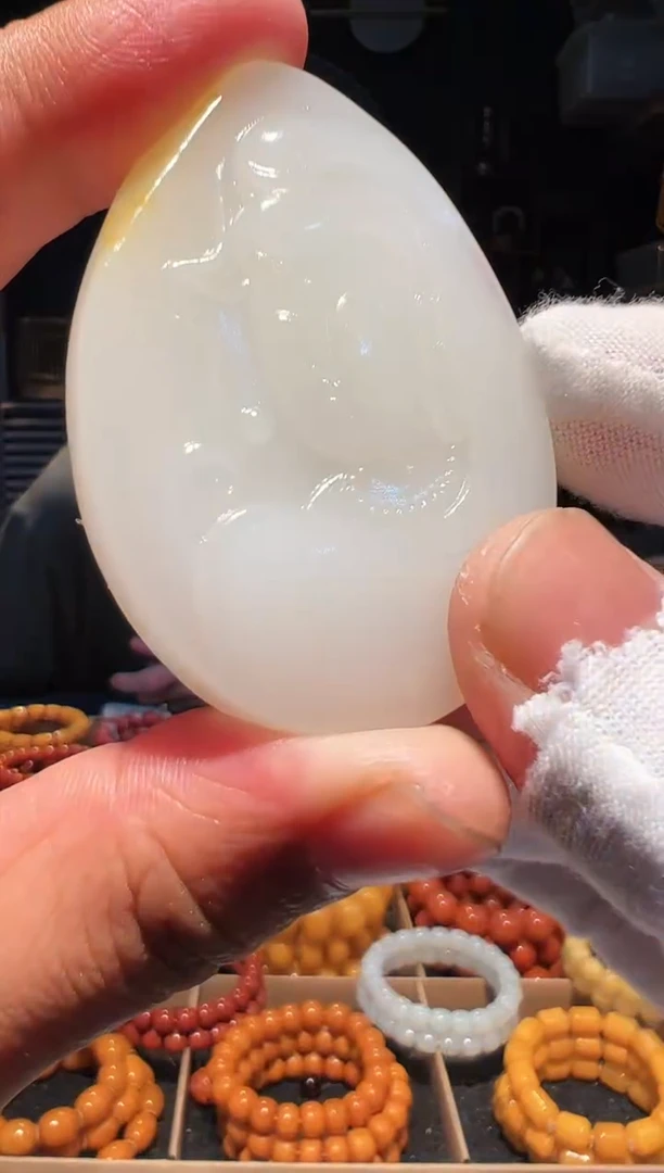 手链未镶嵌和田玉挂件