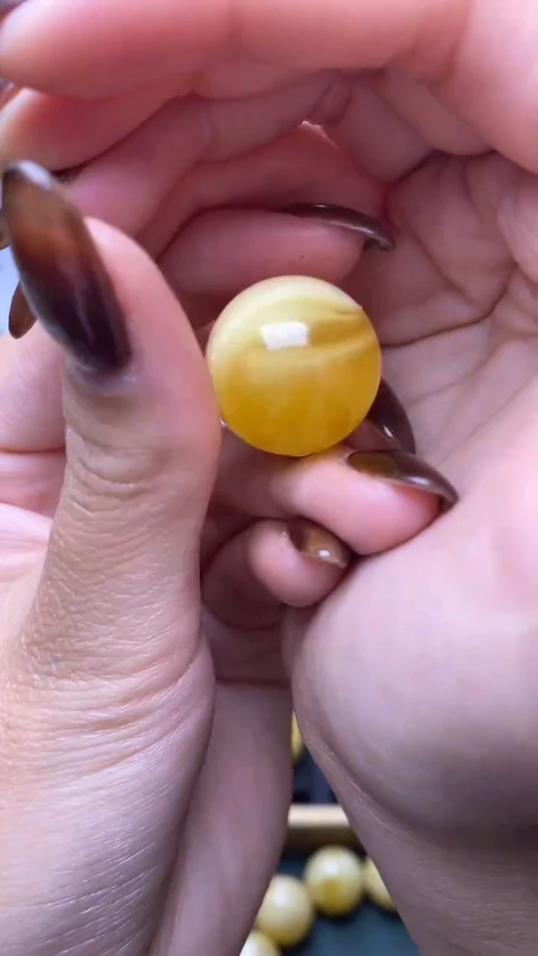 【闪购商品】琥珀裸石未镶嵌蜜蜡.96