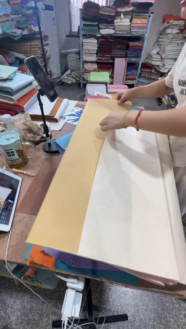 四尺50张仿古雁皮罗纹真金微瑕