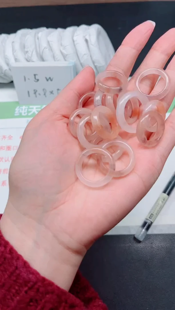 【闪购商品】石英质玉手镯未镶嵌戒指