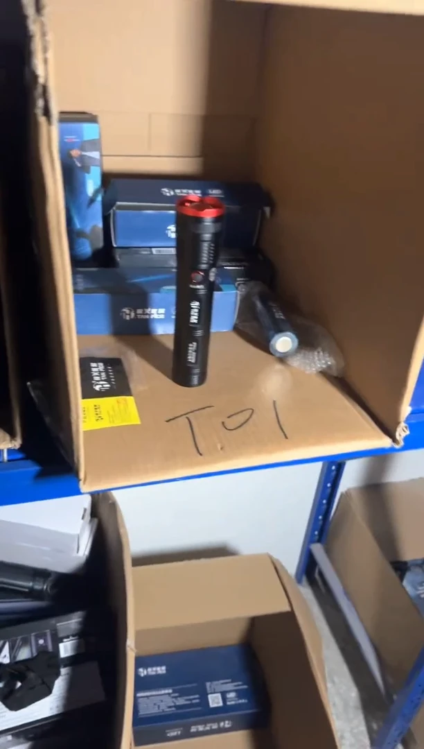 【超亮激光炮】单灯芯高功率铝合金大手电