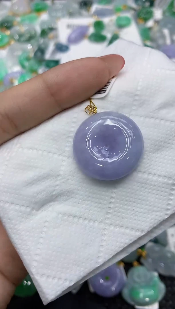 颈饰18K金镶嵌翡翠111111111111