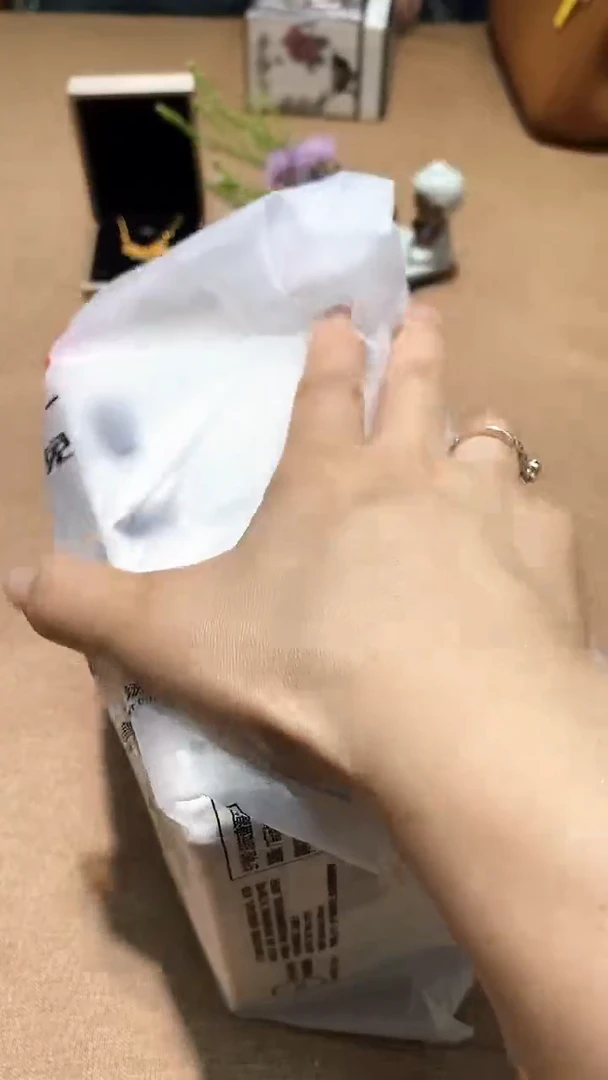瓷片碗碟好物一件不留@@1