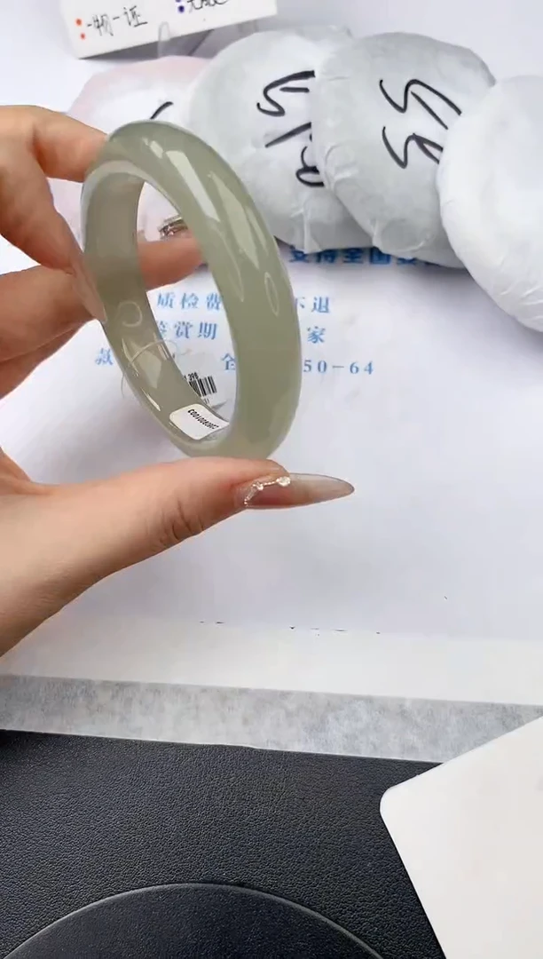 未镶嵌手镯石英质玉w127-DB