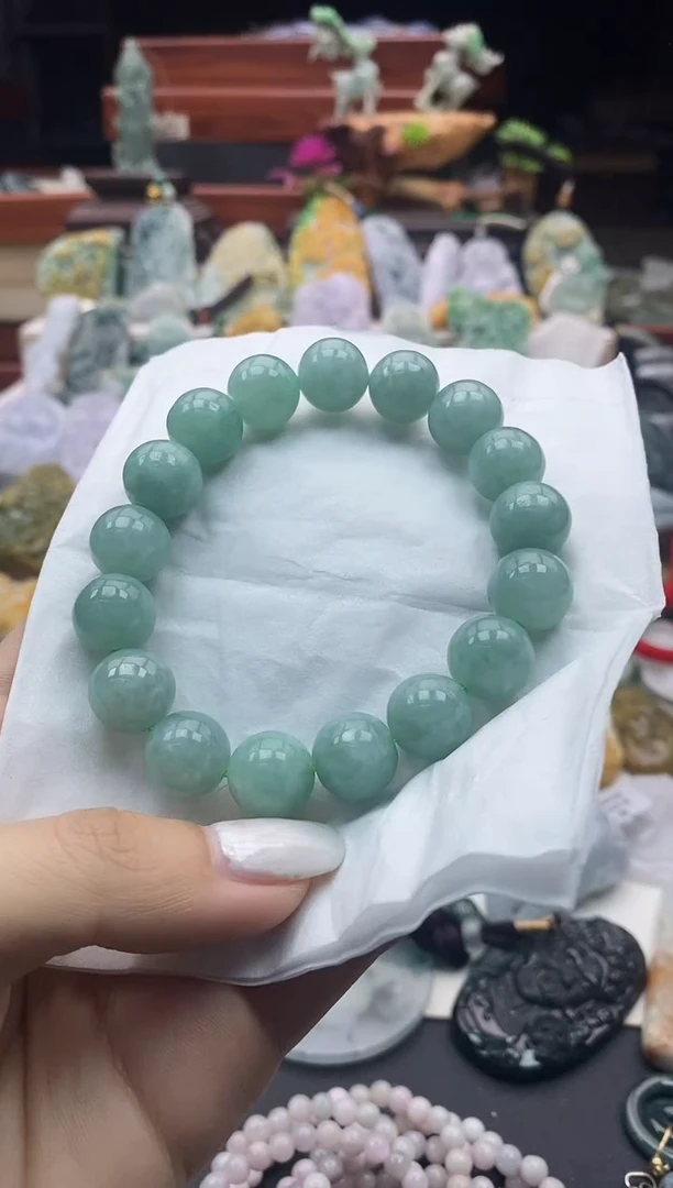 未镶嵌挂件翡翠052